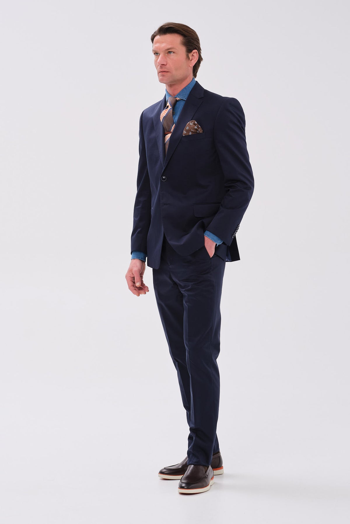 ΑΝΔΡΙΚΟ ΜΠΛΕ ΒΑΜΒΑΚΕΡΟ ΚΟΣΤΟΥΜΙ PORTOBELLO'S SLIM FIT ΣΕ ΥΦΑΣΜΑ SONDRIO