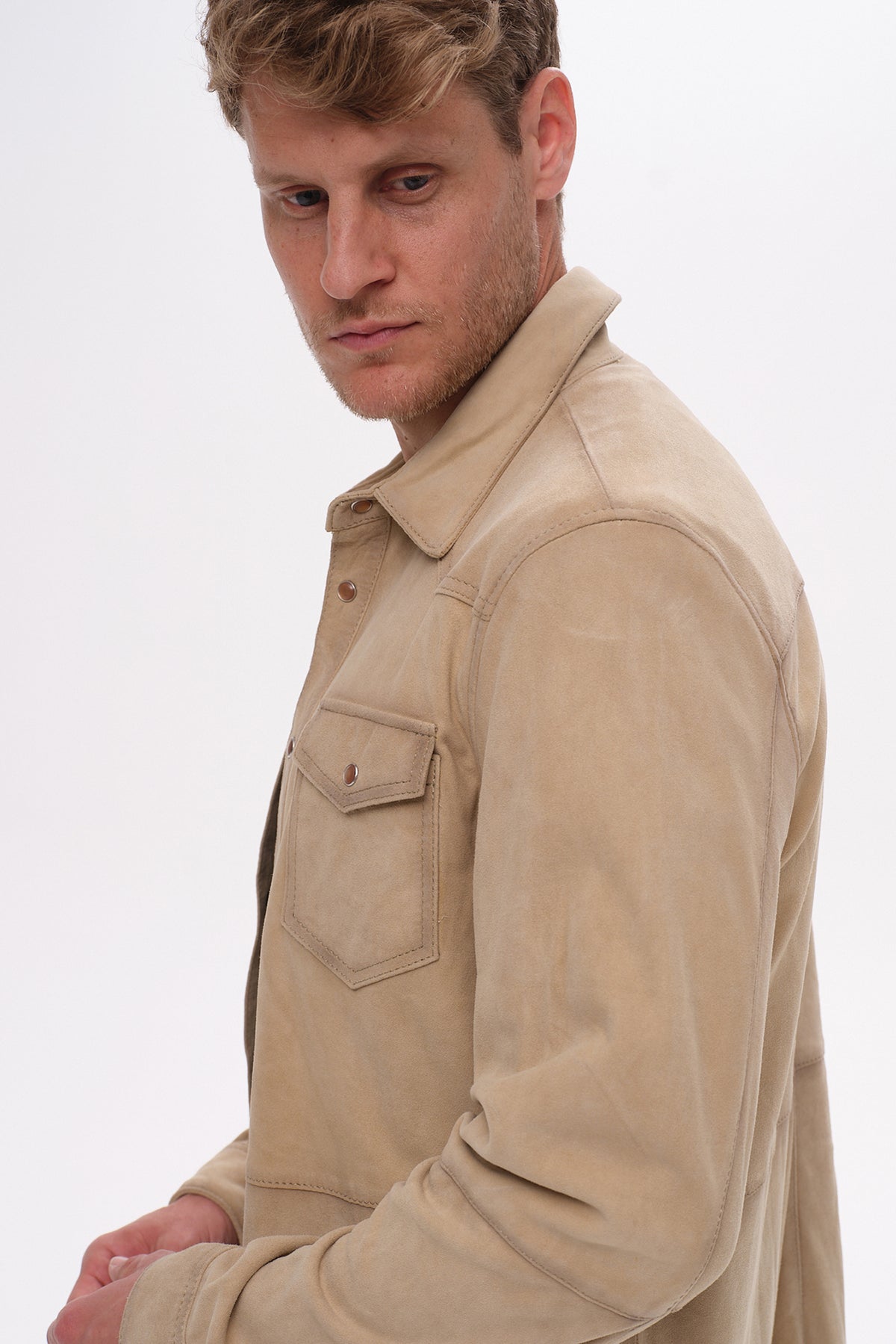 ΑΝΔΡΙΚΟ SUEDE OVERSHIRT PORTOBELLO'S ΣΕ ΜΠΕΖ ΑΝΟΙΚΤΗ ΑΠΟΧΡΩΣΗ
