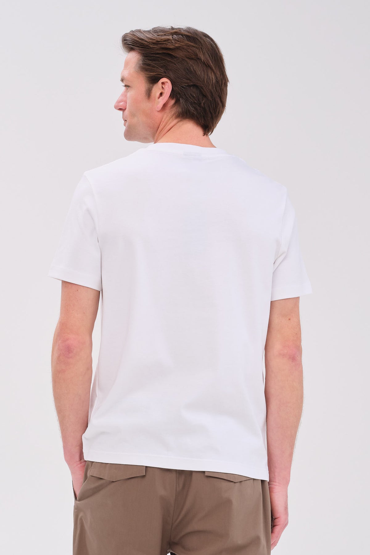 ΑΝΔΡΙΚΟ ΜΟΝΟΧΡΩΜΟ ΛΕΥΚΟ ΚΟΝΤΟΜΑΝΙΚΟ T-SHIRT JOOP REGULAR FIT