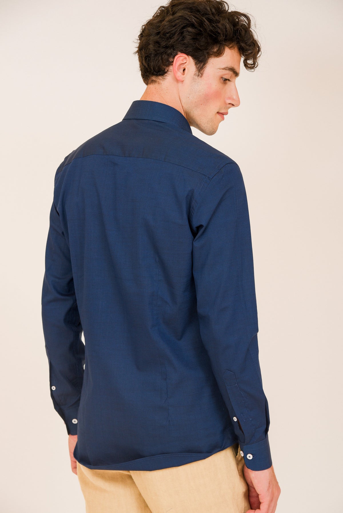 ΑΝΔΡΙΚΟ ΠΟΥΚΑΜΙΣΟ ΜΕ REX ΓΙΑΚΑ PORTOBELLO'S ΣΚΟΥΡΟ ΜΠΛΕ SLIM FIT ΙΔΑΝΙΚΟ ΓΙΑ SMART LOOKS