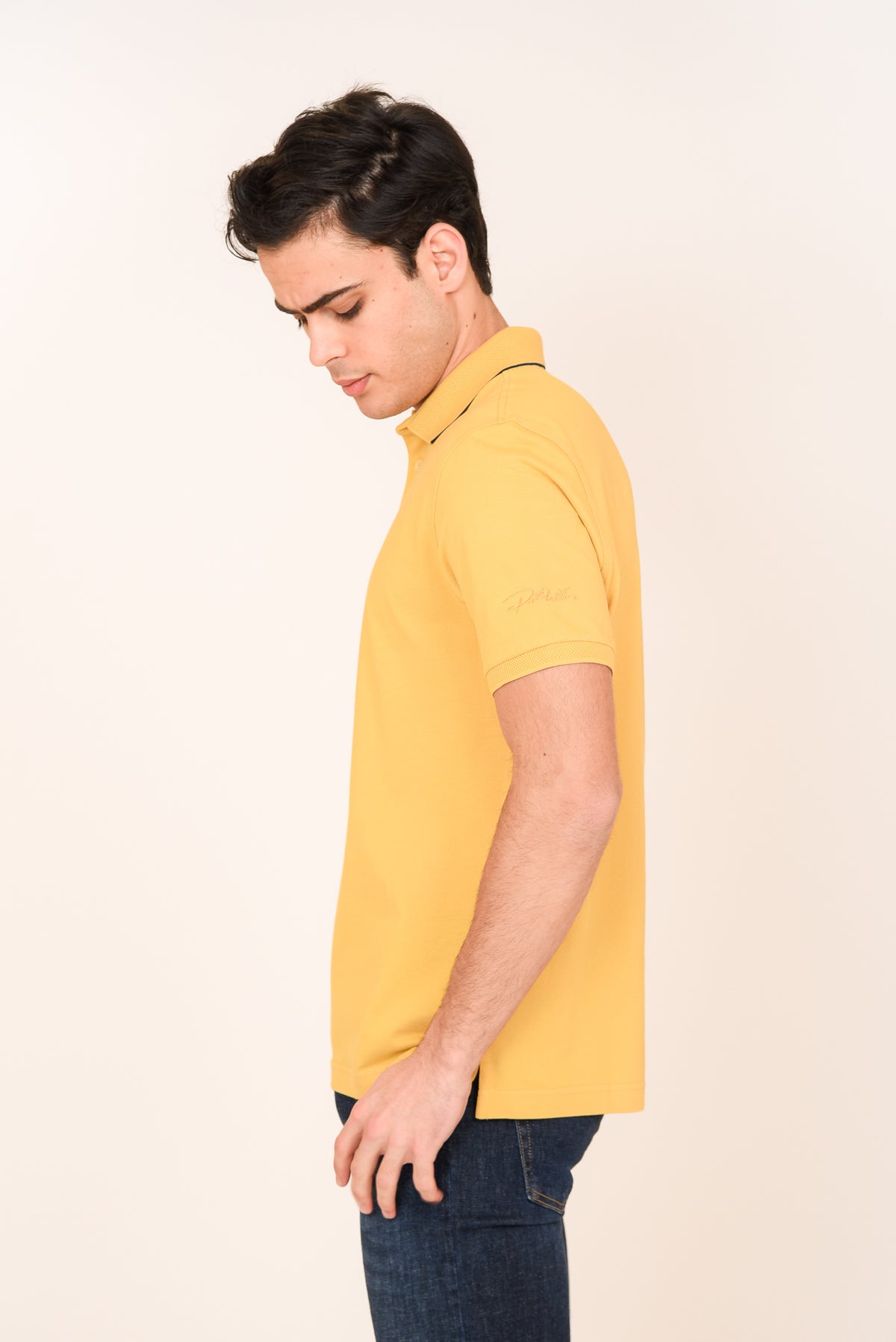 ΑΝΔΡΙΚΟ POLO PORTOBELLO'S ΚΙΤΡΙΝΟ ΜΕ ΜΑΥΡΗ ΛΕΠΤΟΜΕΡΕΙΑ ΣΤΟ ΓΙΑΚΑ