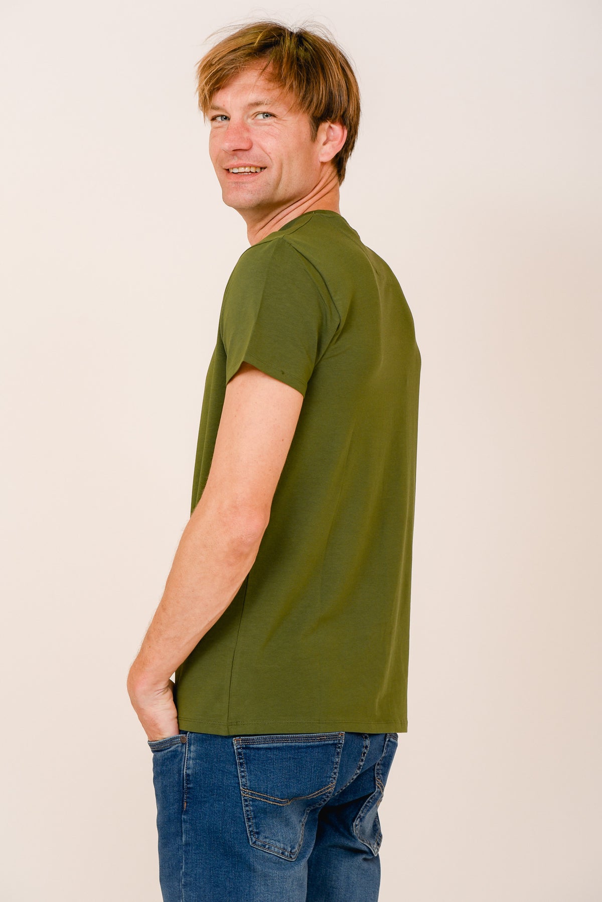 ΑΝΔΡΙΚΟ T-SHIRT PORTOBELLO'S ΛΑΔΙ ΜΕ ΣΤΑΜΠΑ SIMPLICITY IN ELEGANCE