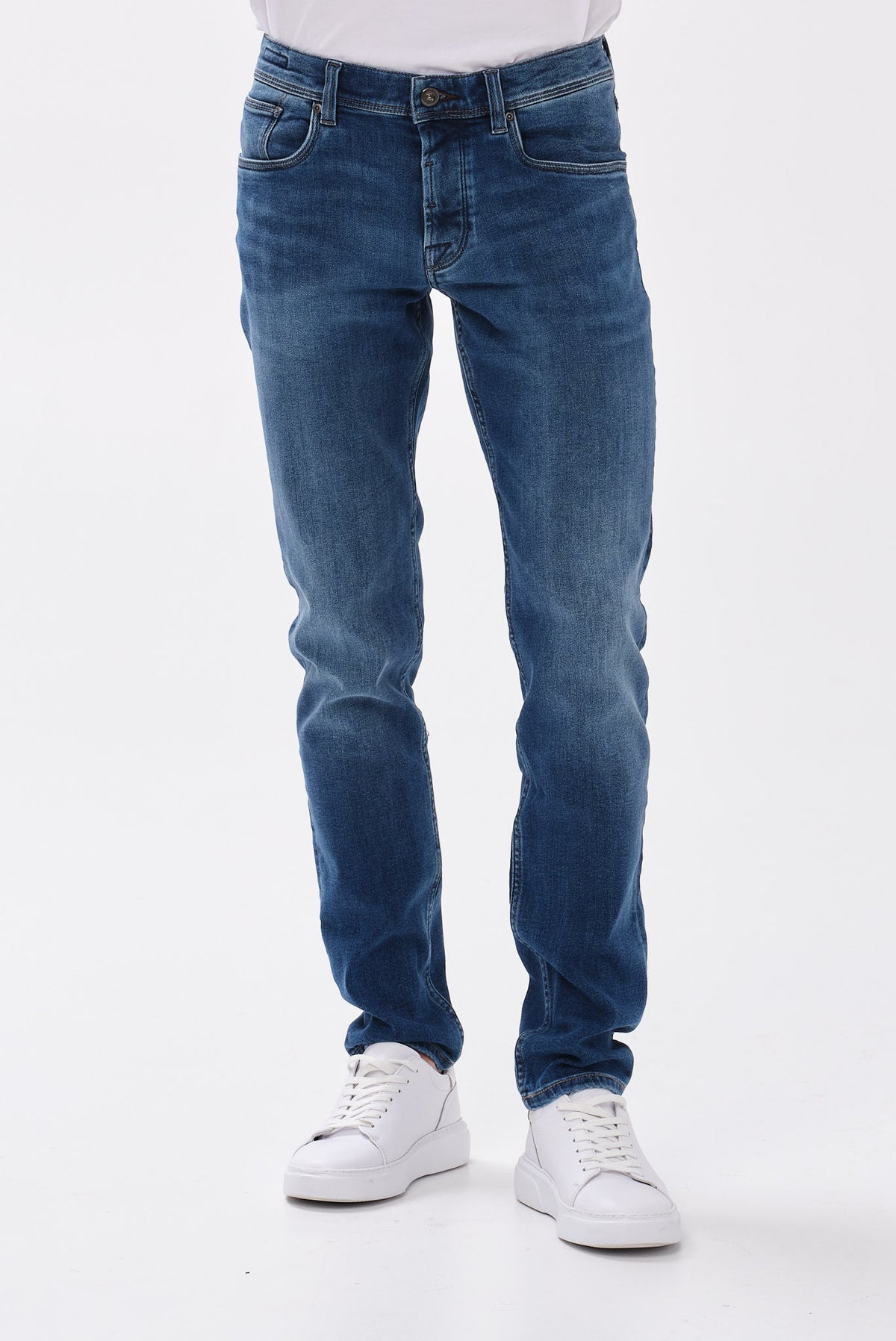 ΑΝΔΡΙΚΟ JEAN BUGGATI ΣΕ ΜΠΛΕ ΧΡΩΜΑ ME TEΧΝΗΤΗ ΦΘΟΡΑ REGULAR FIT