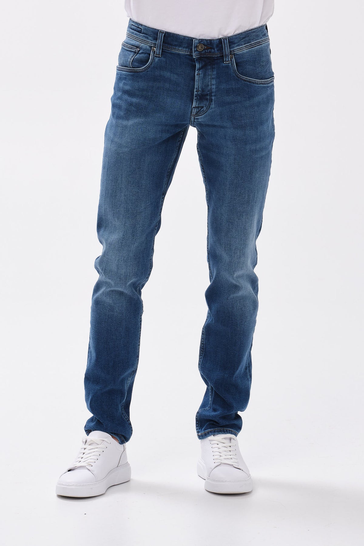 ΑΝΔΡΙΚΟ JEAN BUGGATI ΣΕ ΜΠΛΕ ΧΡΩΜΑ ME TEΧΝΗΤΗ ΦΘΟΡΑ REGULAR FIT