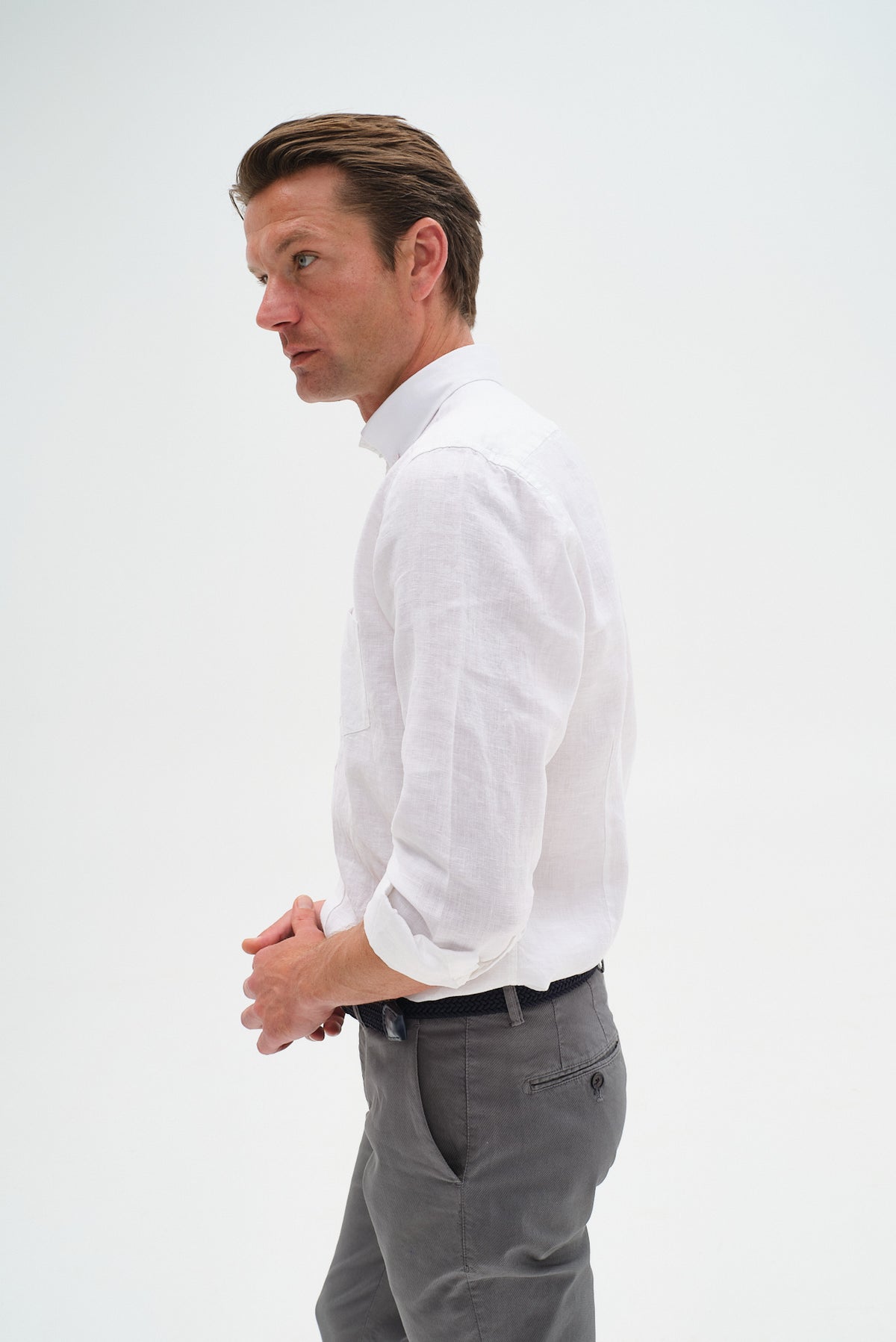 ΑΝΔΡΙΚΟ ΛΕΥΚΟ ΛΙΝΟ ΠΟΥΚΑΜΙΣΟ ΜΕ BUTTON DOWN ΓΙΑΚΑ MODERN FIT