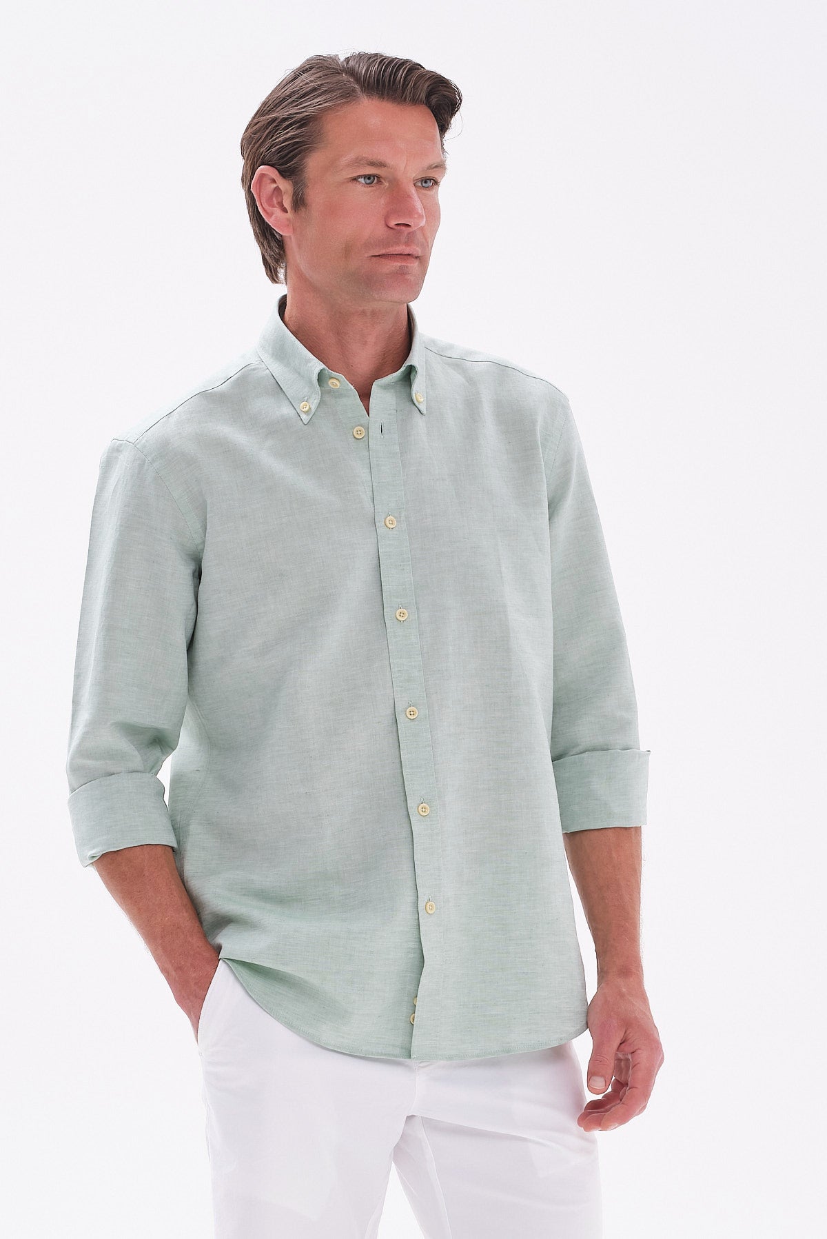 ΑΝΔΡΙΚΟ ΠΟΥΚΑΜΙΣΟ ΣΤΟ ΧΡΩΜΑ ΤΗΣ ΜΕΝΤΑΣ PORTOBELLO'S REGULAR FIT ΜΕ BUTTON DOWN ΓΙΑΚΑ