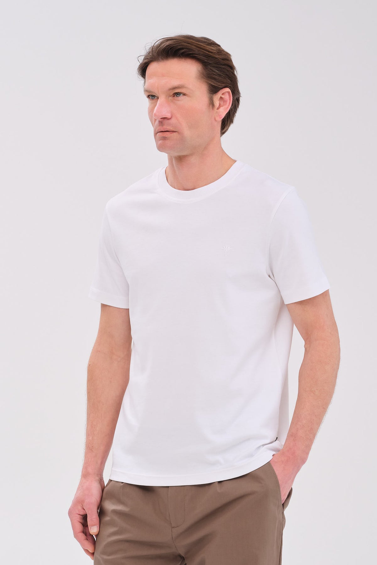 ΑΝΔΡΙΚΟ ΜΟΝΟΧΡΩΜΟ ΛΕΥΚΟ ΚΟΝΤΟΜΑΝΙΚΟ T-SHIRT JOOP REGULAR FIT