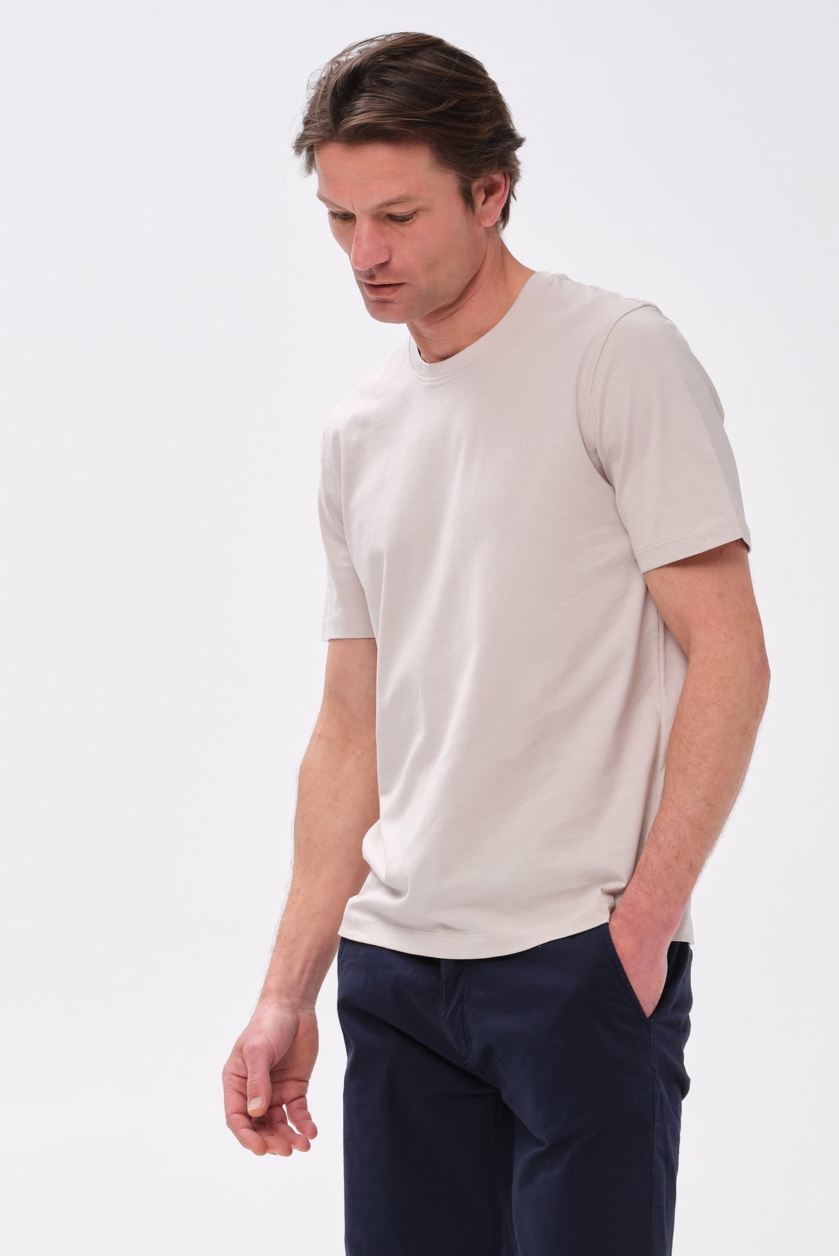 ΑΝΔΡΙΚΟ ΜΠΕΖ ΣΚΟΥΡΟ ΚΟΝΤΟΜΑΝΙΚΟ T-SHIRT BUGGATI REGULAR FIT