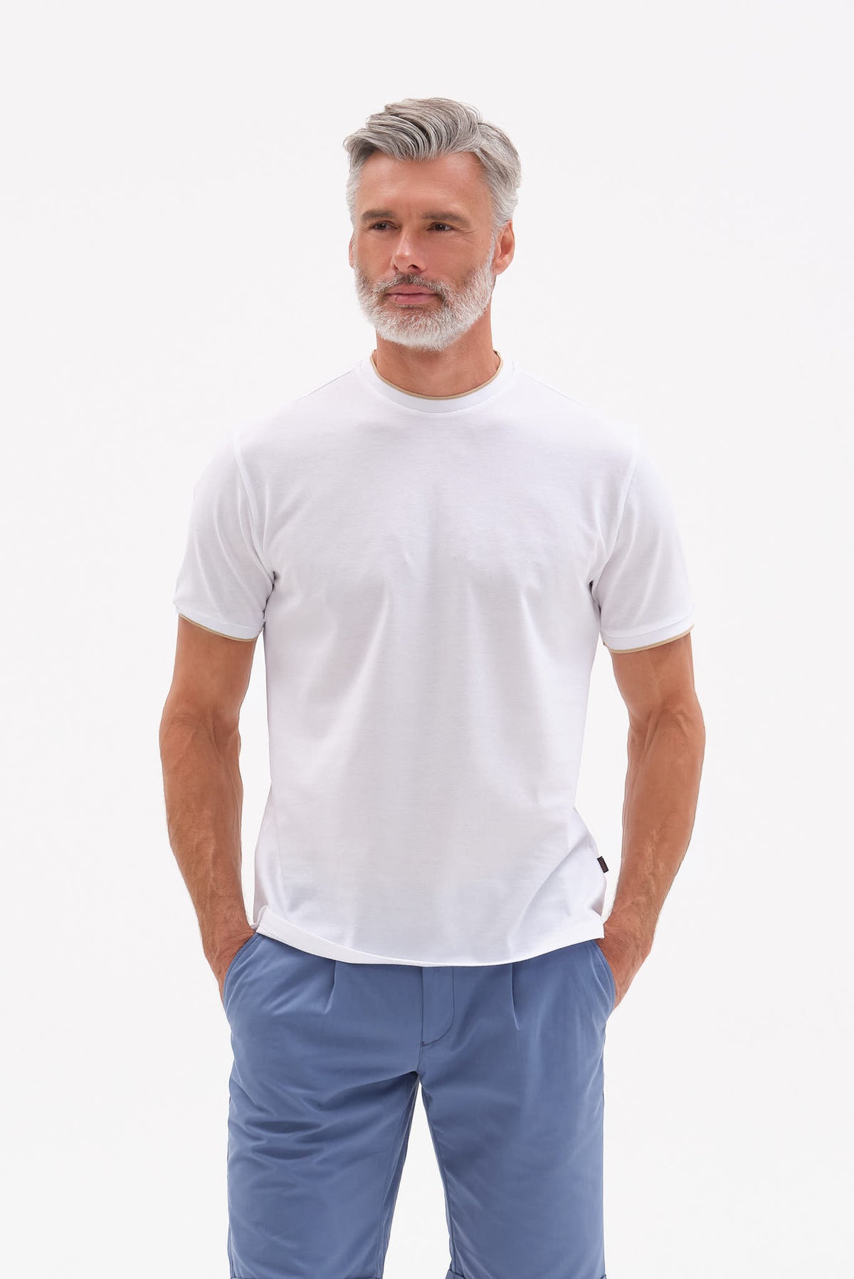 ΑΝΔΡΙΚΟ ΛΕΥΚΟ PIQUE ΜΟΝΟΧΡΩΜΟ T-SHIRT PORTOBELLO'S ΜΕ ΔΙΑΚΡΙΤΙΚΕΣ ΛΕΠΤΟΜΕΡΕΙΕΣ