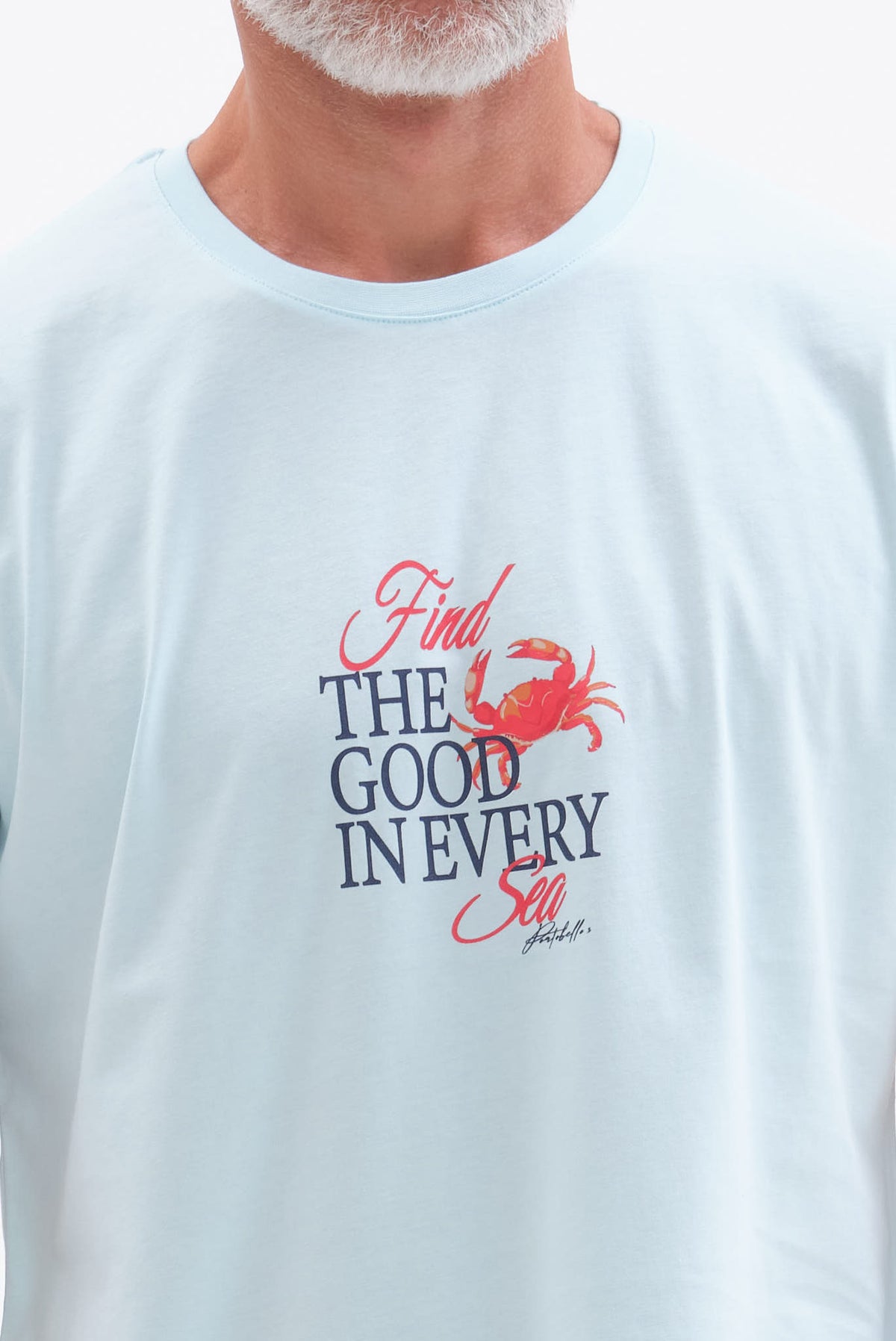ΑΝΔΡΙΚΟ ΟΙΝΟΠΝΕΥΜΑΤΙ ΚΟΝΤΟΜΑΝΙΚΟ T-SHIRT PORTOBELLO'S ME ΣΤΑΜΠΑ FIND THE GOOD IN EVERY SEA