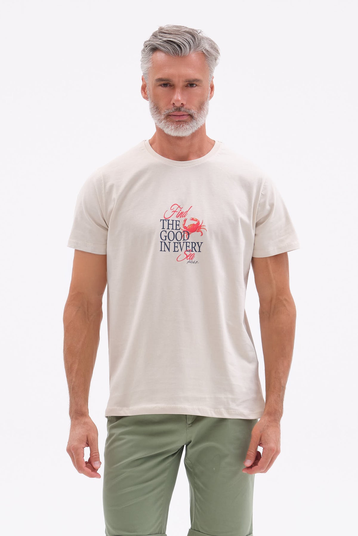 ΑΝΔΡΙΚΟ ΜΠΕΖ ΣΚΟΥΡΟ ΚΟΝΤΟΜΑΝΙΚΟ T-SHIRT PORTOBELLO'S ME ΣΤΑΜΠΑ FIND THE GOOD IN EVERY SEA