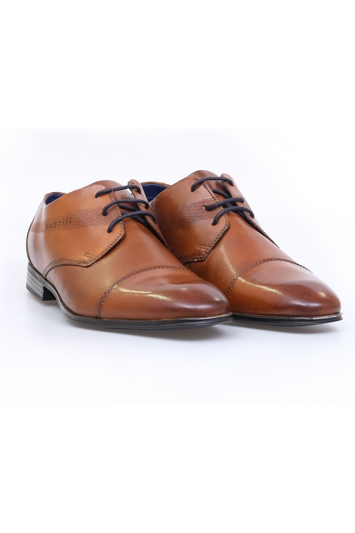 ΑΝΔΡΙΚΑ ΠΑΠΟΥΤΣΙΑ DERBY BUGATTI ΣΕ ΧΡΩΜΑ TABAC ΜΕ CAP TOE