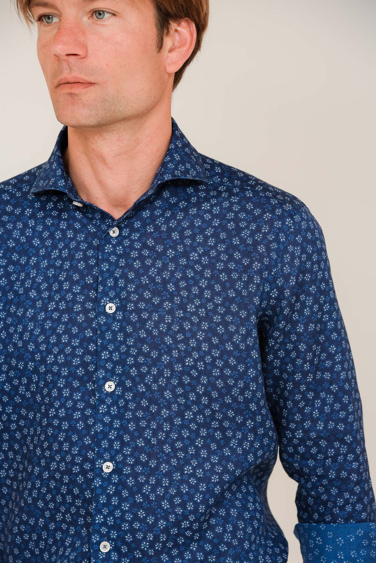 ΑΝΔΡΙΚΟ ΠΟΥΚΑΜΙΣΟ ΜΕ REX ΓΙΑΚΑ PORTOBELLO'S INDIGO FLORAL MODERN FIT