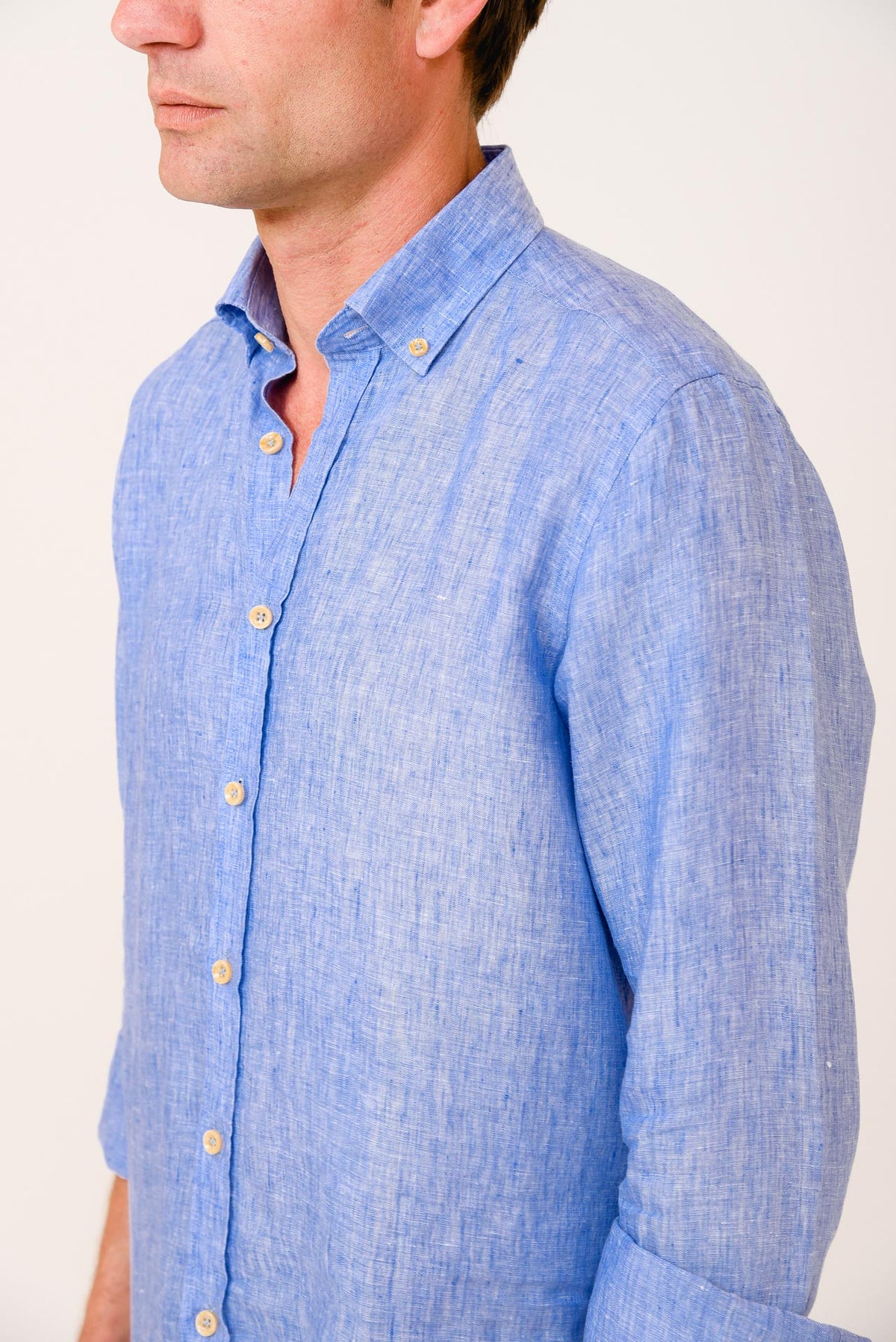 ΑΝΔΡΙΚΟ ΠΟΥΚΑΜΙΣΟ ΛΙΝΟ ΜΕ BUTTON DOWN ΓΙΑΚΑ PORTOBELLO'S ΣΙΕΛ ΧΡΩΜΑ ΠΛΥΜΕΝΟ