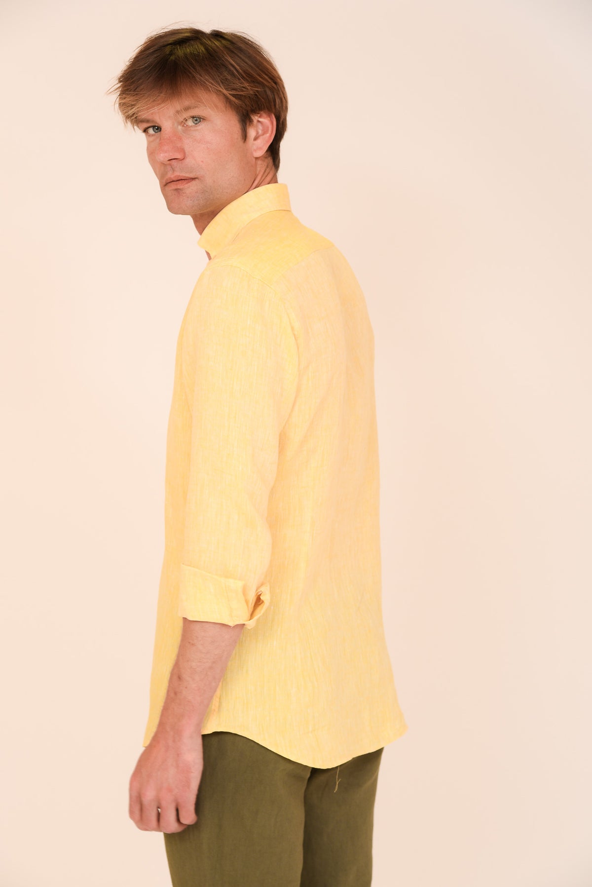 ΑΝΔΡΙΚΟ ΠΟΥΚΑΜΙΣΟ ΛΙΝΟ ΜΕ BUTTON DOWN ΓΙΑΚΑ PORTOBELLO'S ΚΙΤΡΙΝΟ REGULAR FIT
